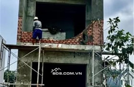 Bán Nhà 1 Lầu 1 Trệt Phường Tân Hiệp Tân Uyên - Vị Trí Đắc Địa Giá Chỉ 2.35 Tỷ